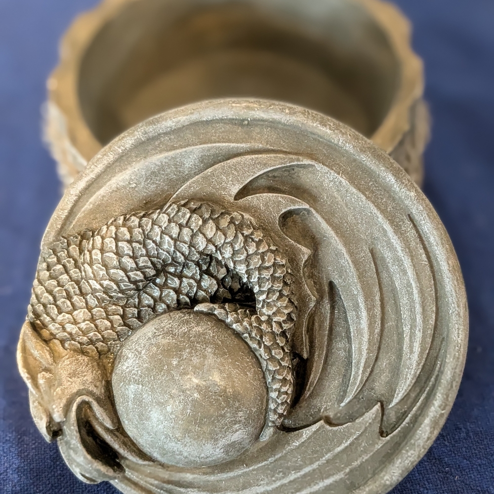 Vintage Vandor 1995 3-D Dragon Trinket Box